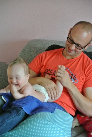 Vater mit Baby